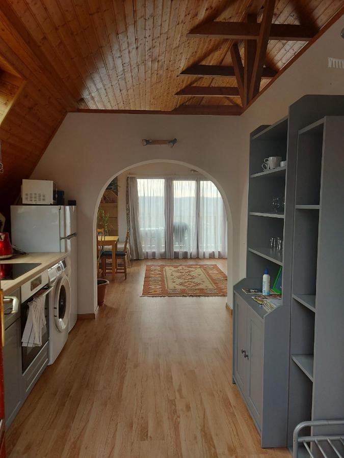 Apartment Attila-apartman *