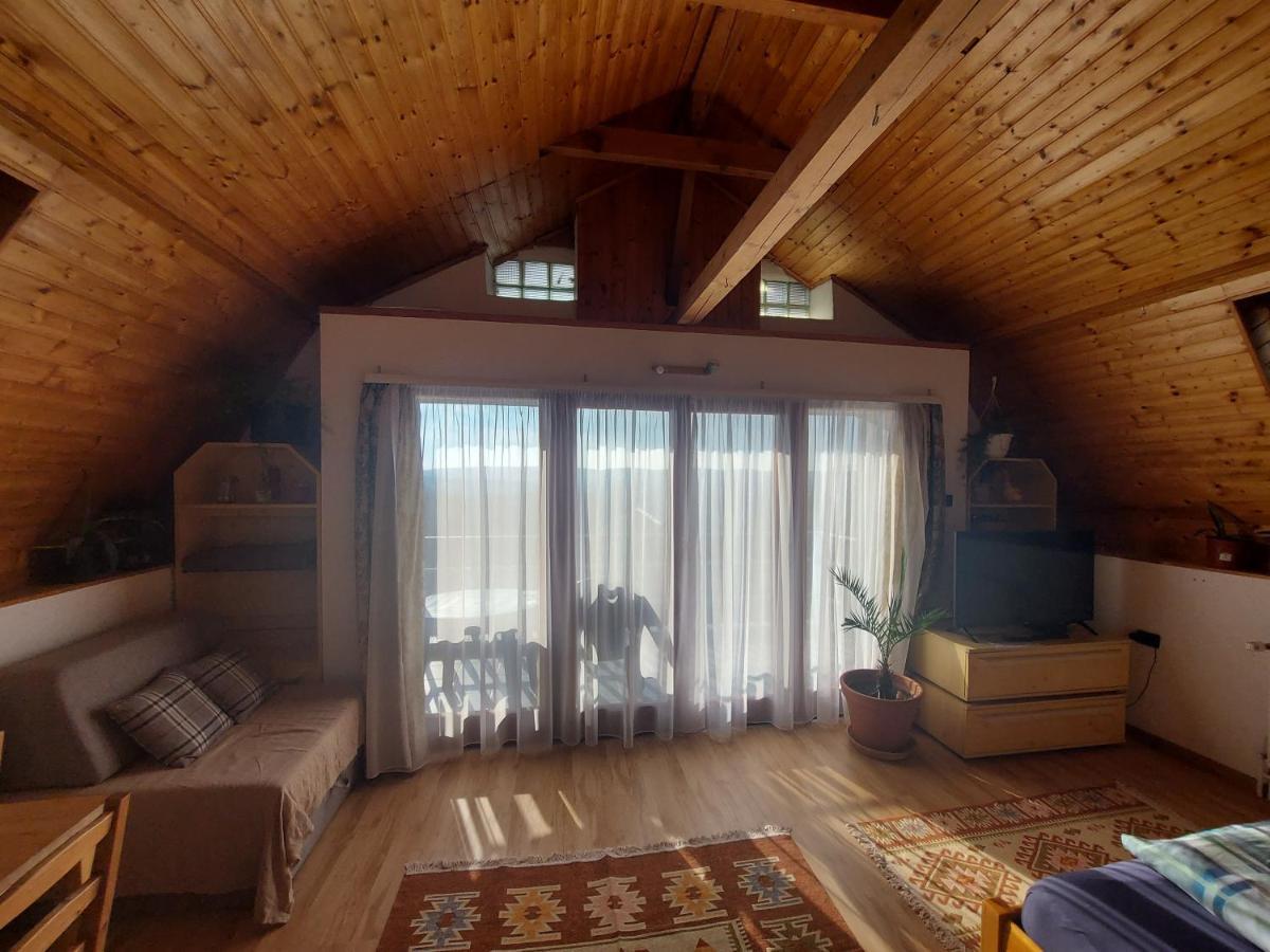 Attila-apartman Budaors